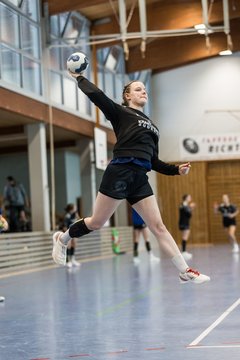 Bild 198 - F HSG Kremperheide/Muensterdorf - HSG Holstein Kiel/Kronshagen : Ergebnis: 31:26